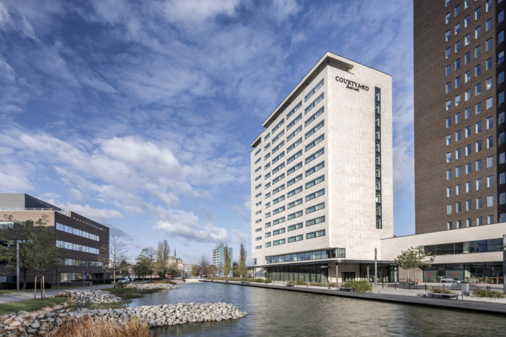 Exterier hotelu Courtyard by Mariott