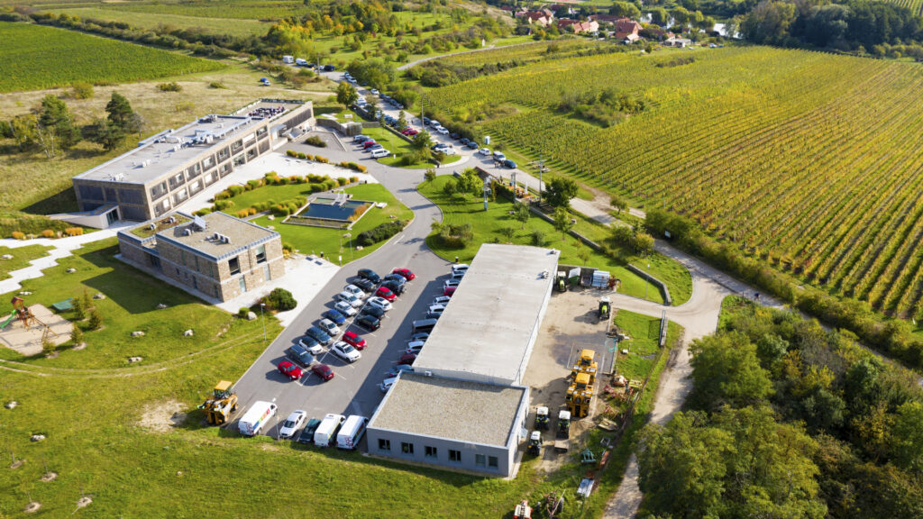 Aerial view of Vinice Hnanice hotel