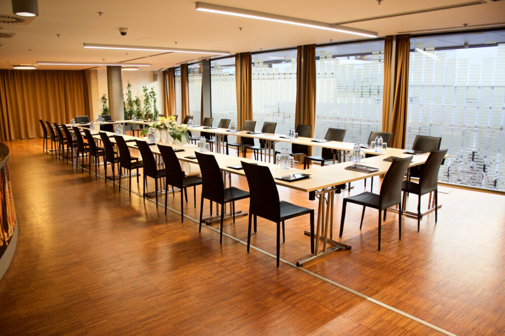 The small conference hall of the Sono Hotel